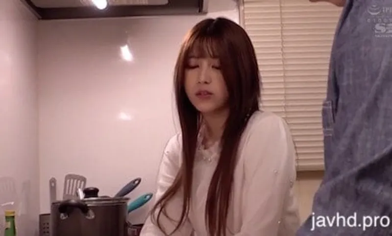 [ssis-010] lỡ yêu cô bạn thân của tình nhân riri nanatsumori